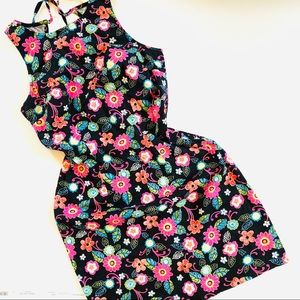 Vintage retro floral print tie back dress